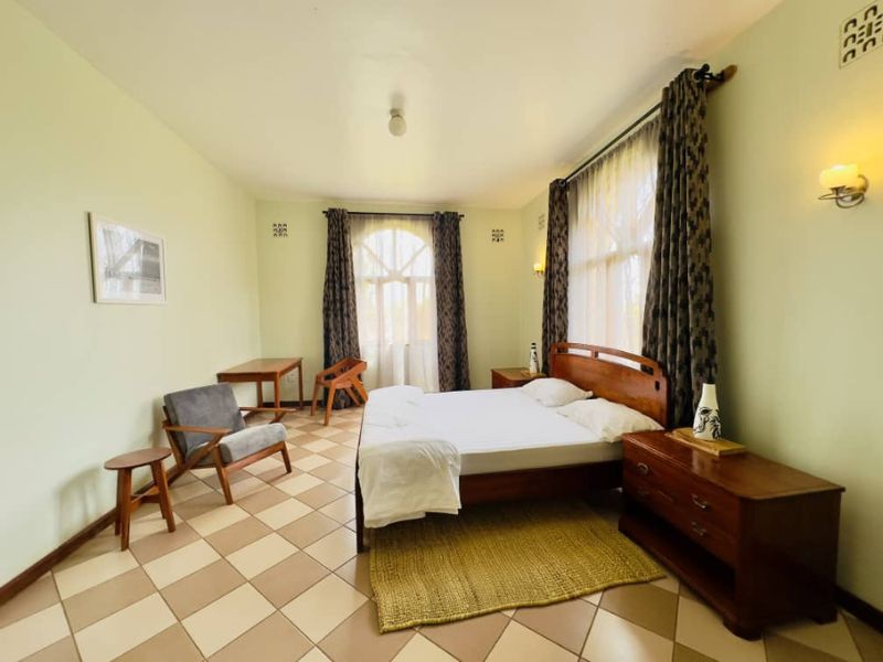 Une chambre agréable et spacieuse pour les volontaires en Tanzanie