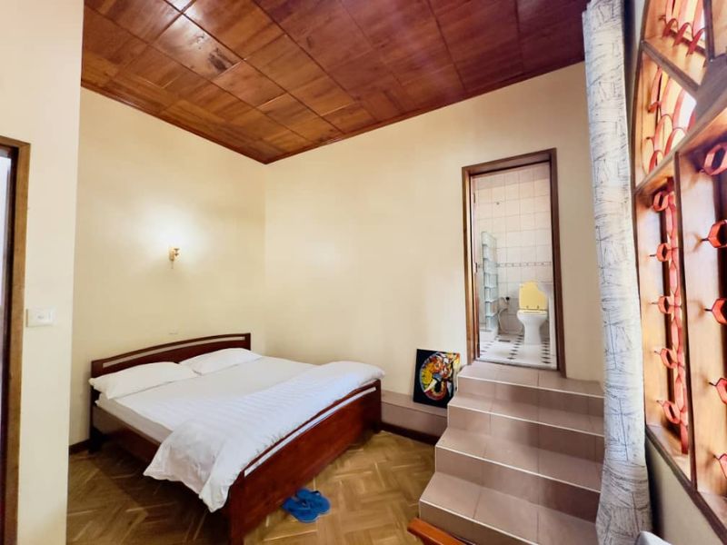 Salle de bain et chambre du logement pour les volontaires en Tanzanie