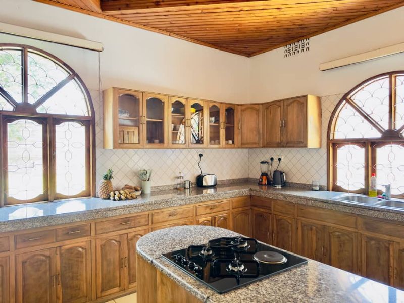 Cuisine du logement à Arusha pour les volontaires de The Helping Zebra